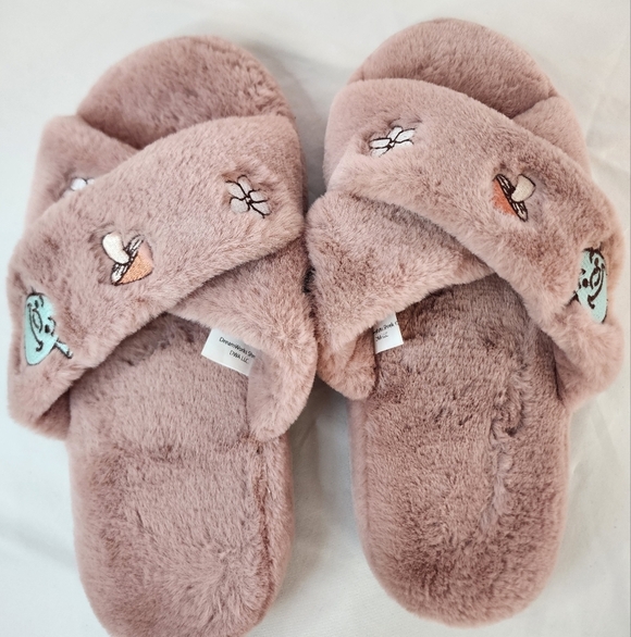 NWOT Dreamworks Embroidery Shrek Pink Slippers, sz 9.5 - Picture 5 of 11